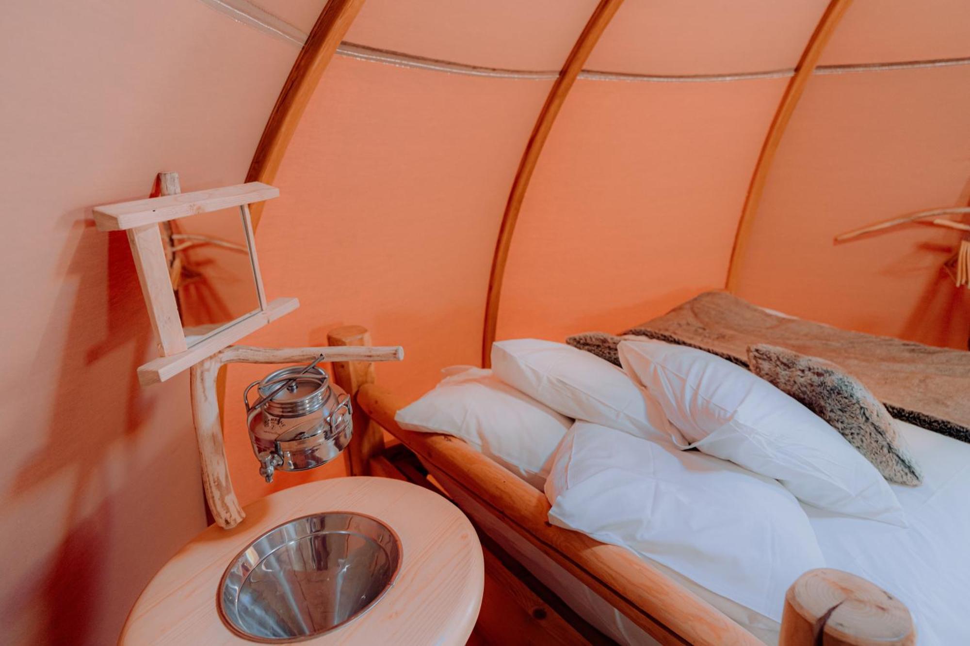 Altipik - Lodges Insolites Mont-Saxonnex Экстерьер фото